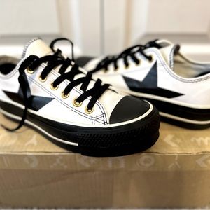 Women’s 6.5 sneaker